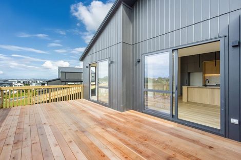 Photo of property in 24 Kikorangi Drive, Wainui, 0992