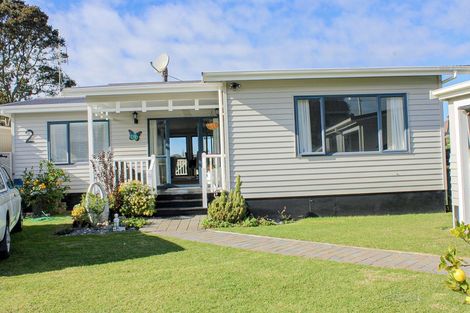 Photo of property in 2 Roretana Drive, Athenree, Katikati, 3177