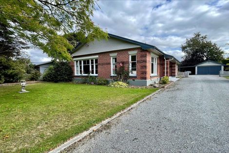 Photo of property in 63 Main North Road, Geraldine, 7930