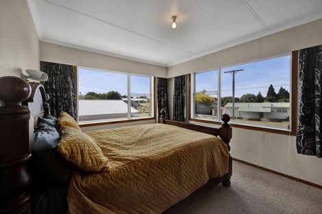 Photo of property in 1 Koromiko Street, Inglewood, 4330