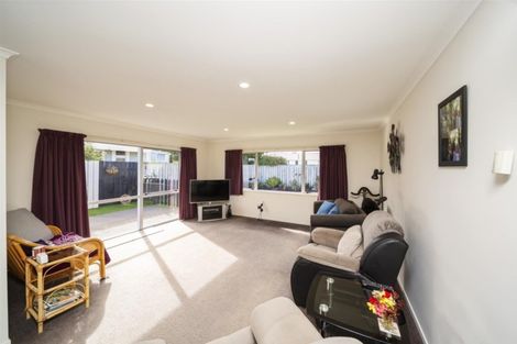 Photo of property in 12a Collins Street, Hawera, 4610