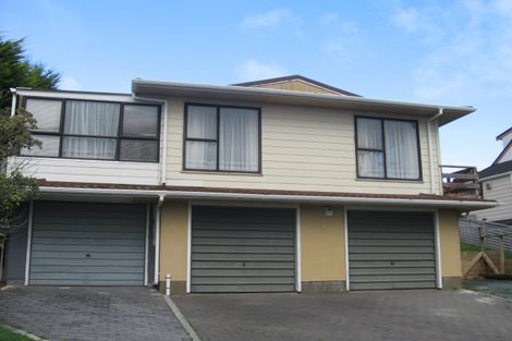 Photo of property in 3 Dominica Crescent, Grenada Village, Wellington, 6037