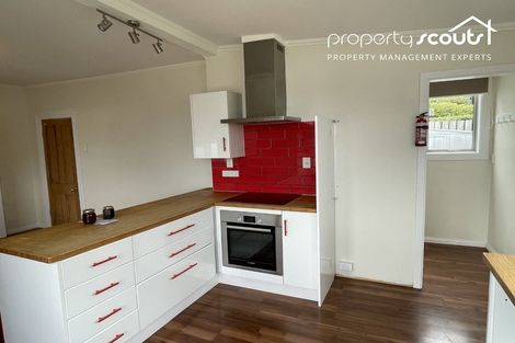 Photo of property in 24 Porterfield Street, Macandrew Bay, Dunedin, 9014
