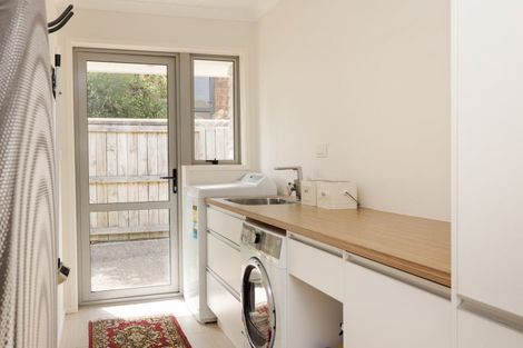 Photo of property in 6 Rexford Heights, Pyes Pa, Tauranga, 3112