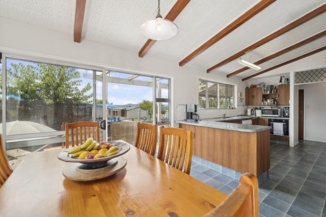Photo of property in 5 Rameses Place, Pomare, Rotorua, 3015