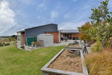 Photo of property in 15 Aotea Crescent, Gore, 9710