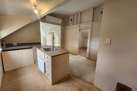 Photo of property in 53 Anzac Parade, Durie Hill, Whanganui, 4500