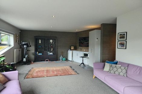 Photo of property in 46 Victoria Road, New Plymouth, 4310