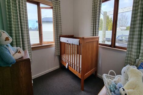 Photo of property in 17 Cornwall Street, Mossburn, 9792