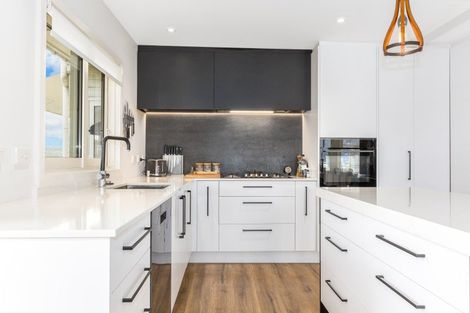 Photo of property in 20 Grafton Road, Roseneath, Wellington, 6011