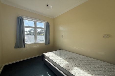 Photo of property in 12 North Terrace, Kelburn, Wellington, 6012