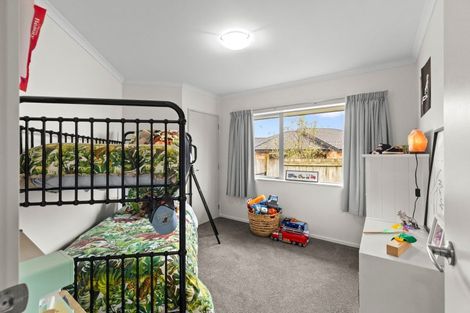 Photo of property in 33 Masefield Terrace, Kelvin Grove, Palmerston North, 4414