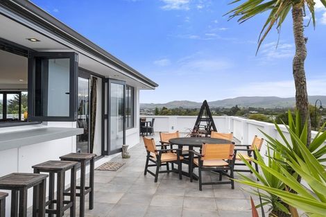 Photo of property in 214 Gladstone Road North, Mosgiel, 9024