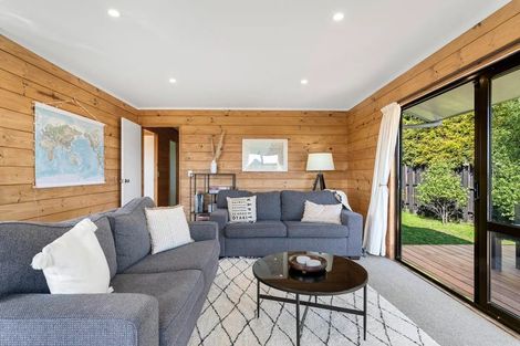 Photo of property in 65 Queens Road, Waikanae Beach, Waikanae, 5036