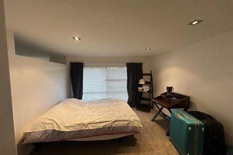 Photo of property in 8a Taumata Road, Castor Bay, Auckland, 0620