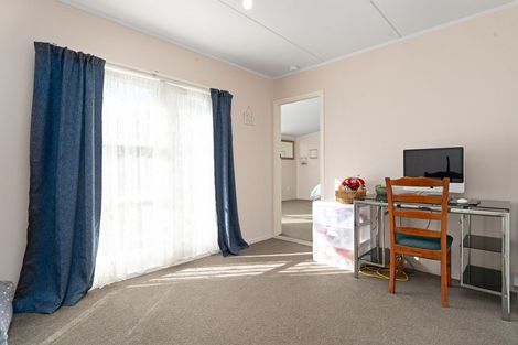 Photo of property in 45f Brandon Street, Featherston, 5710