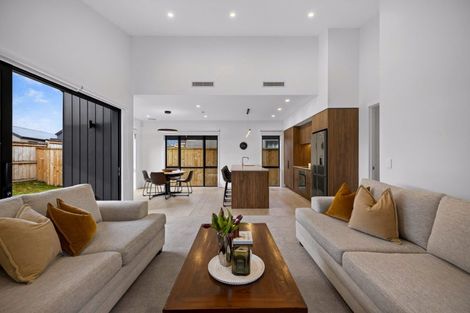 Photo of property in 6 Rushland Road, Jacks Point, 9371
