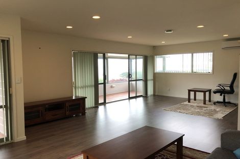 Photo of property in 1/10 Burford Place, Mellons Bay, Auckland, 2014