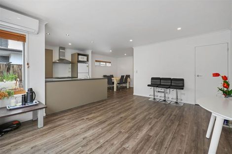 Photo of property in 12b Cameron Road, Hamilton East, Hamilton, 3216