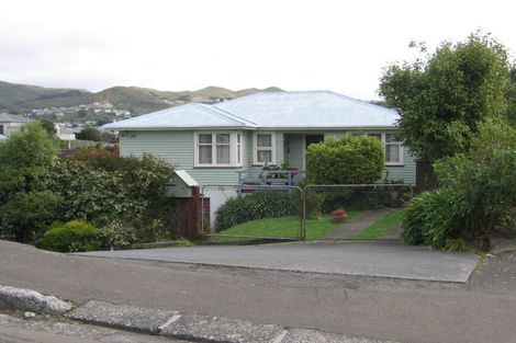 Photo of property in 43 Helston Road, Johnsonville, Wellington, 6037