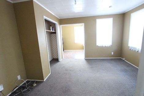 Photo of property in 27 Zelda Avenue, Clover Park, Auckland, 2023