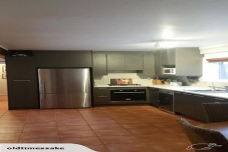 Photo of property in 18a Gledstane Road, Stanmore Bay, Whangaparaoa, 0932