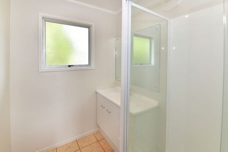 Photo of property in 2/28 Scarlock Avenue, Browns Bay, Auckland, 0630