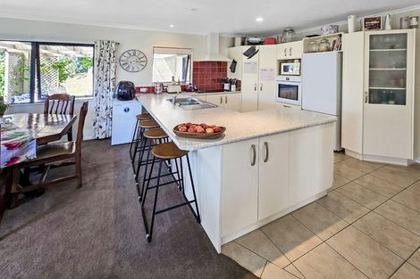 Photo of property in 668 Swamp Road, Puketapu, Napier, 4183
