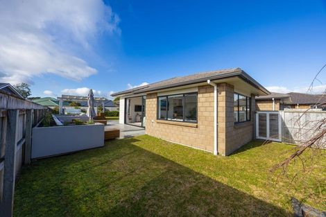 Photo of property in 10 Taranui Way, Paraparaumu Beach, Paraparaumu, 5032