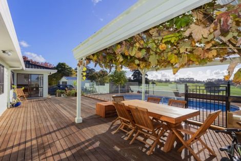 Photo of property in 66 Waiteitei Road, Wellsford, 0974