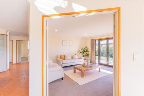 Photo of property in 16 Milbrook Place, Chartwell, Hamilton, 3210