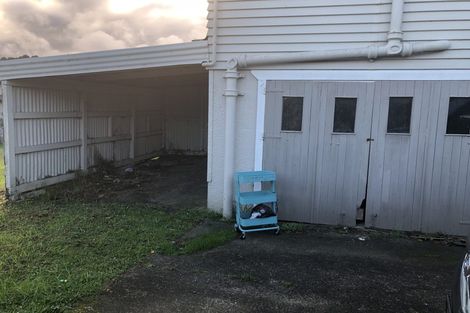 Photo of property in 964 East Coast Road, Northcross, Auckland, 0632