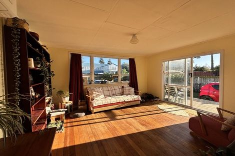 Photo of property in 75 Moana Street, Otaki Beach, Otaki, 5512