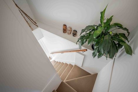 Photo of property in 22 Bayview Crescent, Duvauchelle, 7581