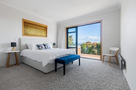 Photo of property in 3 Whakamoenga Point, Acacia Bay, Taupo, 3385