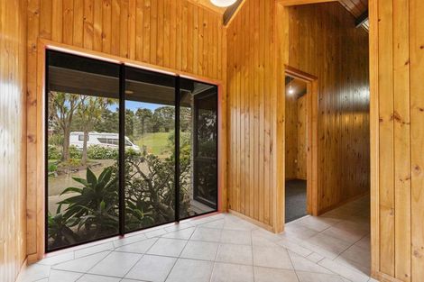 Photo of property in 158 Mcleod Road, South Head, Helensville, 0874