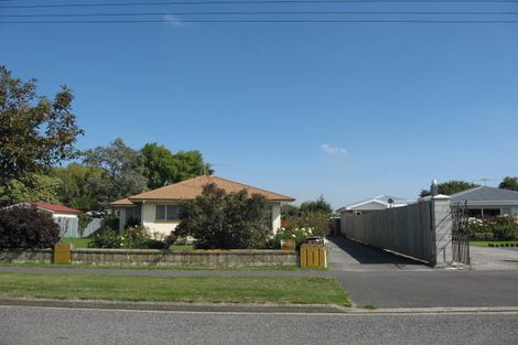 Photo of property in 37 Leeston And Lake Road, Leeston, 7632