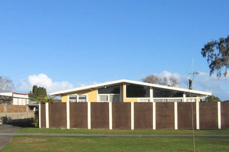 Photo of property in 61 Collins Road, Melville, Hamilton, 3206