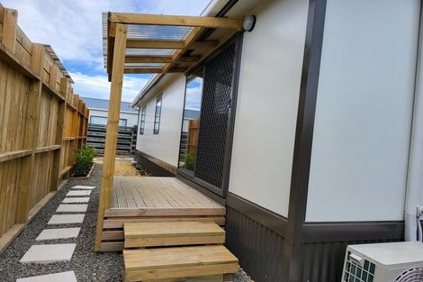 Photo of property in 67 Rhodes Drive, Kelvin Grove, Palmerston North, 4414