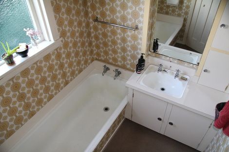 Photo of property in 105 Queen Street, Westport, 7825