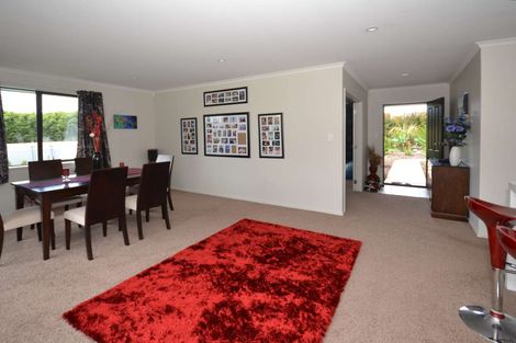 Photo of property in 10 Kotare Heights, Kerikeri, 0230
