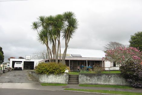 Photo of property in 4 Rarawa Place, Vogeltown, New Plymouth, 4310