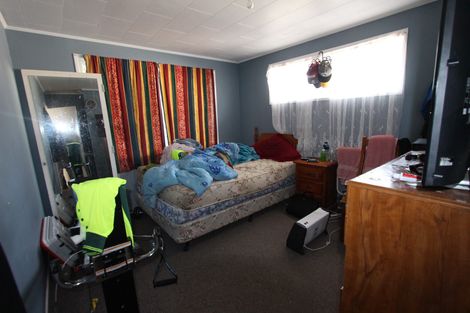 Photo of property in 27 Zelda Avenue, Clover Park, Auckland, 2023