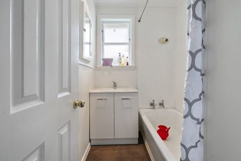 Photo of property in 22 Duff Crescent, Highbury, Palmerston North, 4412