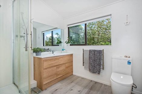 Photo of property in 33 Commins Road, Onerahi, Whangarei, 0110