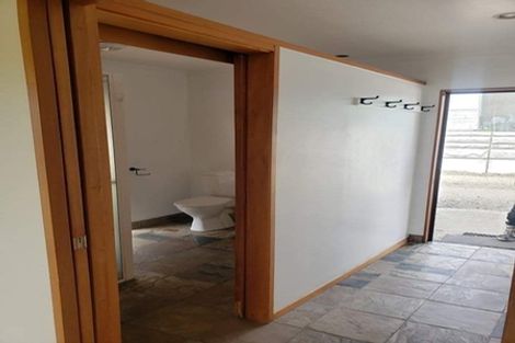 Photo of property in 60 Hanham Road, Kumeu, 0891