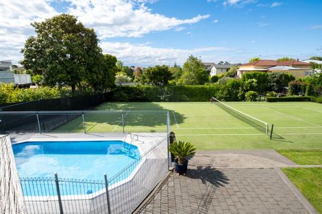 Photo of property in Rosewood, 39 Napier Terrace, Hospital Hill, Napier, 4110