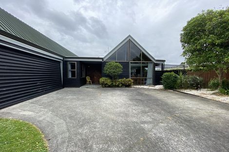 Photo of property in 9 Truscott Grove, Awapuni, Palmerston North, 4412
