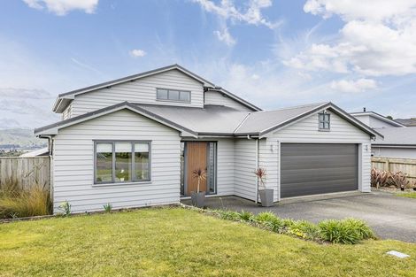 Photo of property in 75 Endeavour Drive, Whitby, Porirua, 5024