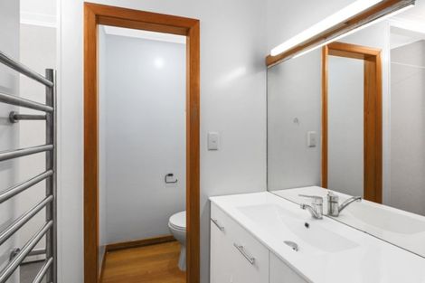 Photo of property in 102 Paremata Road, Paremata, Porirua, 5024